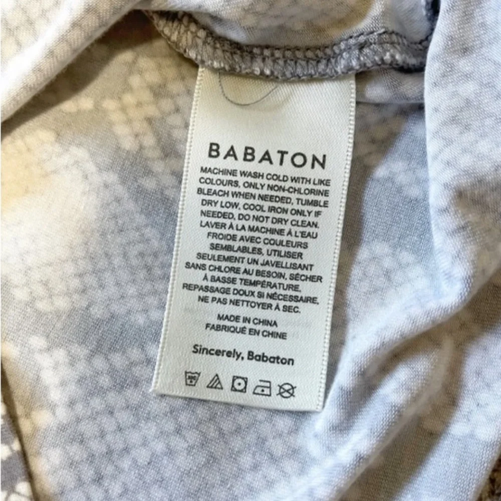 Aritzia Babaton Python Print Cropped T Shirt - Picture 7 of 9